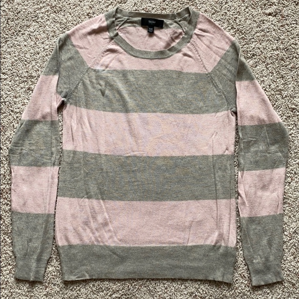 Junior’s Mossimo Pink & Gray Sweater Size Medium